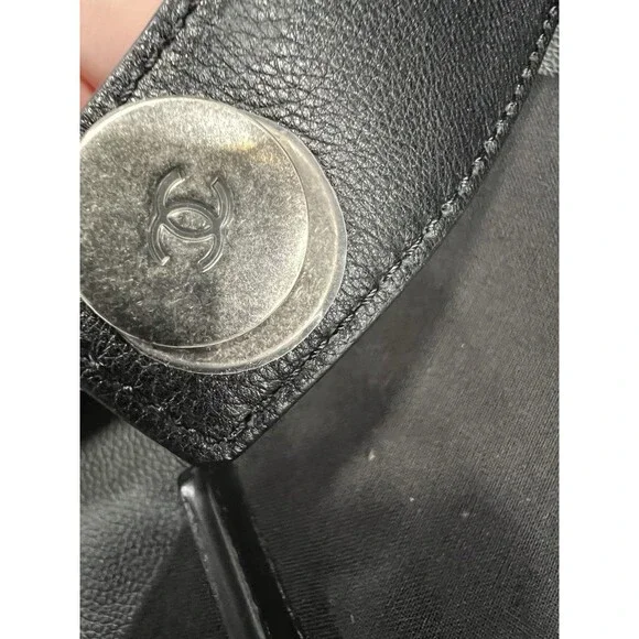 Chanel Caviar Quilted Street Waist Bag NWOB - Picture 14 of 15